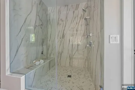 520 Clinton Avenue Wyckoff NJ 07481