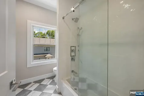 520 Clinton Avenue Wyckoff NJ 07481