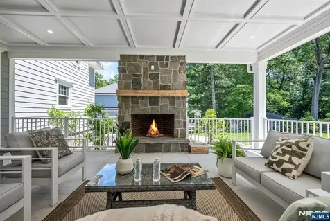 520 Clinton Avenue Wyckoff NJ 07481