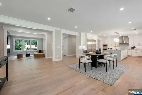 520 Clinton Avenue Wyckoff NJ 07481