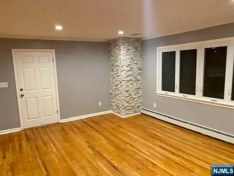 260 Columbia Avenue Lodi NJ 07644