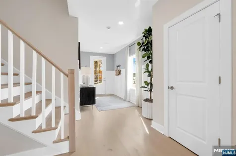 14 Belmont Place Oakland NJ 07436