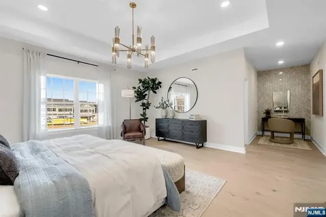 14 Belmont Place Oakland NJ 07436