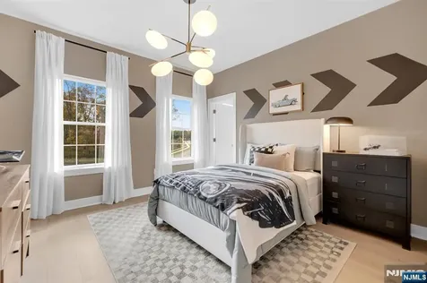 14 Belmont Place Oakland NJ 07436