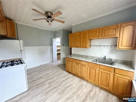 4 Swaine Place West Orange NJ 07052