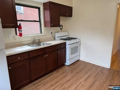428 Northwood Way Palisades Park NJ 07650