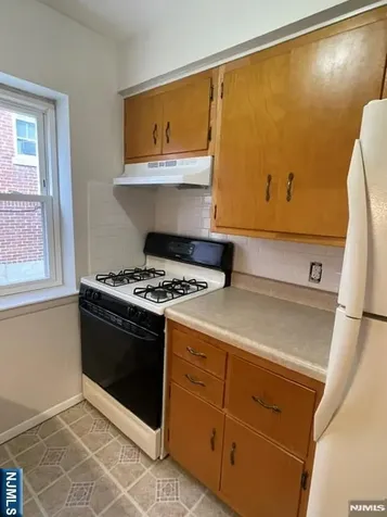 279 Chestnut Street Nutley NJ 07110