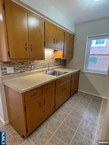 279 Chestnut Street Nutley NJ 07110