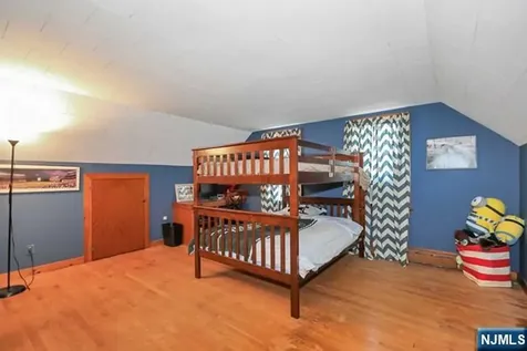 353 Downs Street Ridgewood NJ 07450