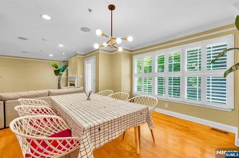 196 Blue Heron Drive Secaucus NJ 07094