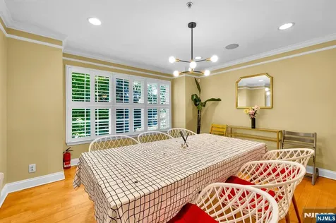 196 Blue Heron Drive Secaucus NJ 07094
