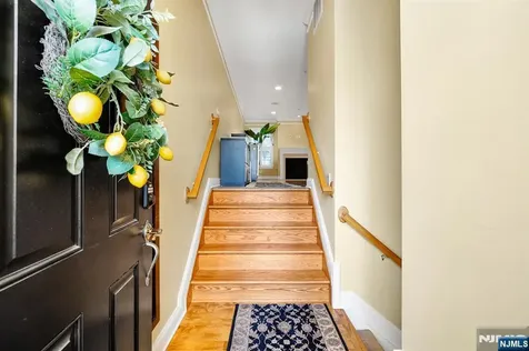196 Blue Heron Drive Secaucus NJ 07094