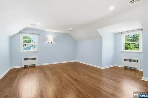 62 Jacobus Avenue Little Falls NJ 07424