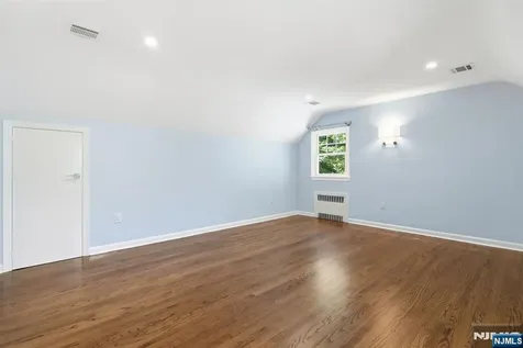 62 Jacobus Avenue Little Falls NJ 07424