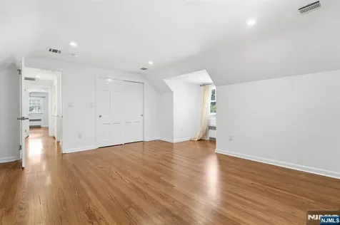 62 Jacobus Avenue Little Falls NJ 07424
