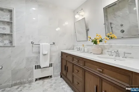 62 Jacobus Avenue Little Falls NJ 07424