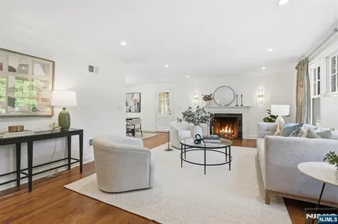 62 Jacobus Avenue Little Falls NJ 07424