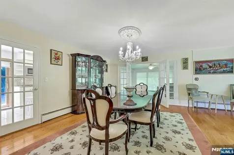 10 Shaw Road Woodcliff Lake NJ 07677