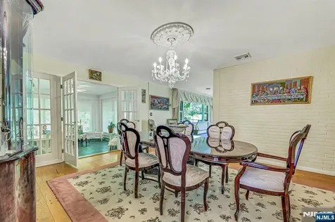 10 Shaw Road Woodcliff Lake NJ 07677