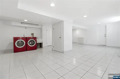 519 Summit Avenue Fort Lee NJ 07024