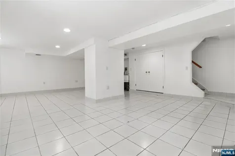 519 Summit Avenue Fort Lee NJ 07024