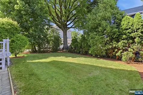 519 Summit Avenue Fort Lee NJ 07024
