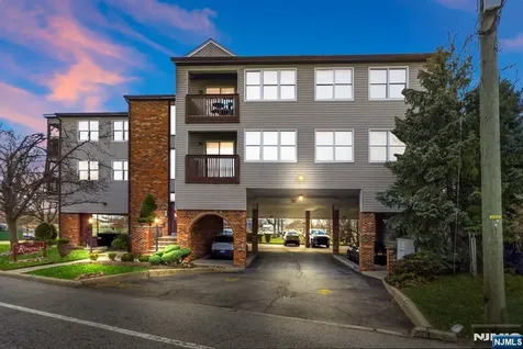 779 Riverside Avenue Lyndhurst NJ 07071