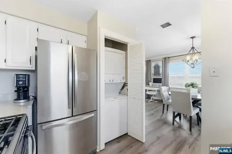 779 Riverside Avenue Lyndhurst NJ 07071