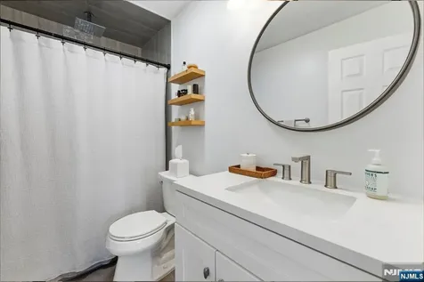 779 Riverside Avenue Lyndhurst NJ 07071
