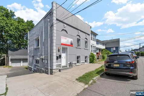 87 Macarthur Avenue Garfield NJ 07026
