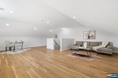 77B Chestnut Street Lodi NJ 07644