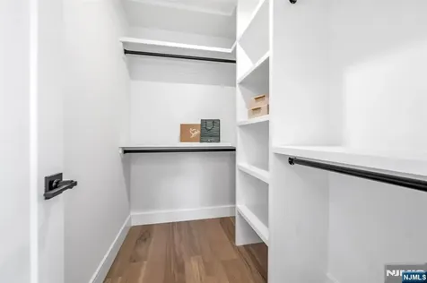 12 Cameron Road Tenafly NJ 07670