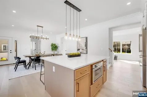 12 Cameron Road Tenafly NJ 07670
