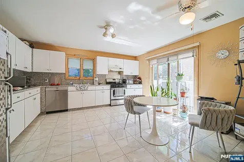 408 7th Street Palisades Park NJ 07650