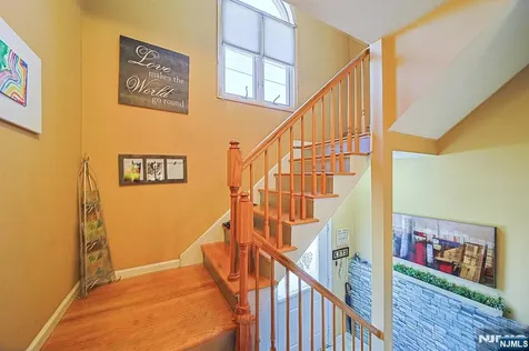 408 7th Street Palisades Park NJ 07650