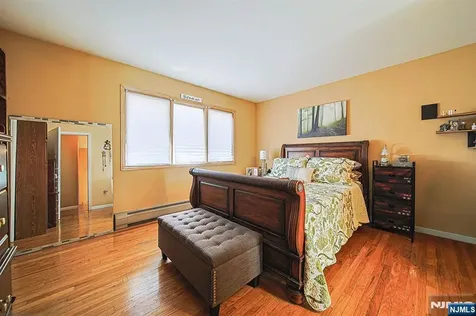 408 7th Street Palisades Park NJ 07650