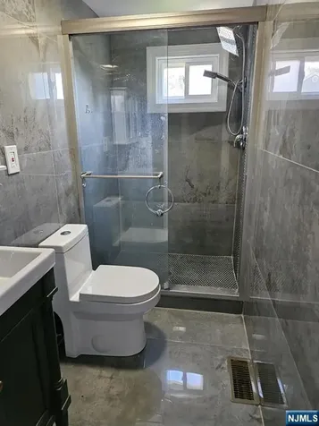 131 Island Avenue Little Falls NJ 07424