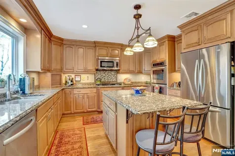 237 Cedar Lane River Vale NJ 07675