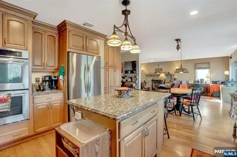 237 Cedar Lane River Vale NJ 07675
