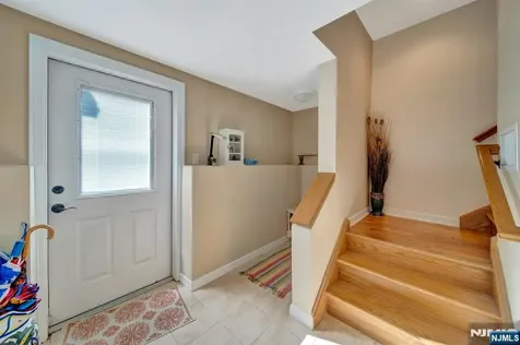 237 Cedar Lane River Vale NJ 07675