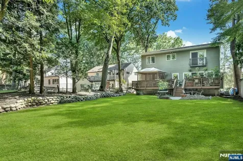 237 Cedar Lane River Vale NJ 07675