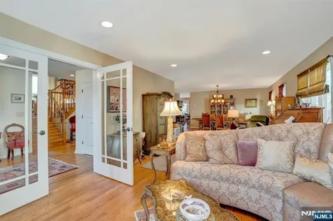 237 Cedar Lane River Vale NJ 07675