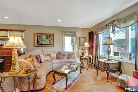 237 Cedar Lane River Vale NJ 07675
