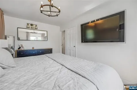 776 Maple Avenue Glen Rock NJ 07452