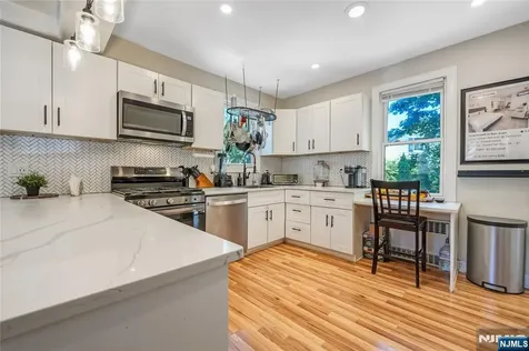776 Maple Avenue Glen Rock NJ 07452