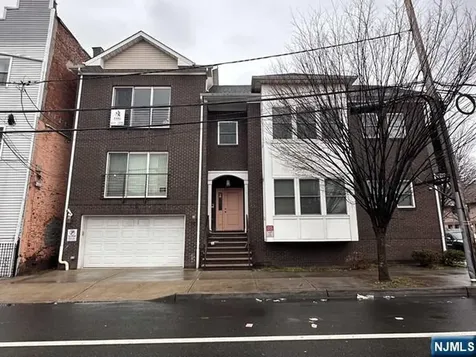 54-56 Oriental Street Newark NJ 07104