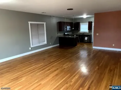 54-56 Oriental Street Newark NJ 07104