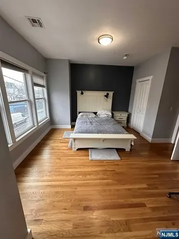 54-56 Oriental Street Newark NJ 07104