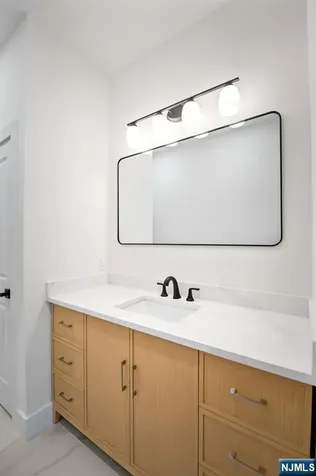 496 Central Avenue Carlstadt NJ 07072