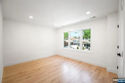496 Central Avenue Carlstadt NJ 07072